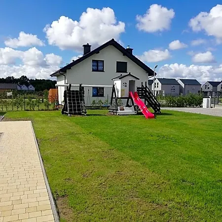 Lodge Zygadomki , Komfortowe 7 Minut Od Plazy - Idealne Dla Rodzin Z Dziecmi